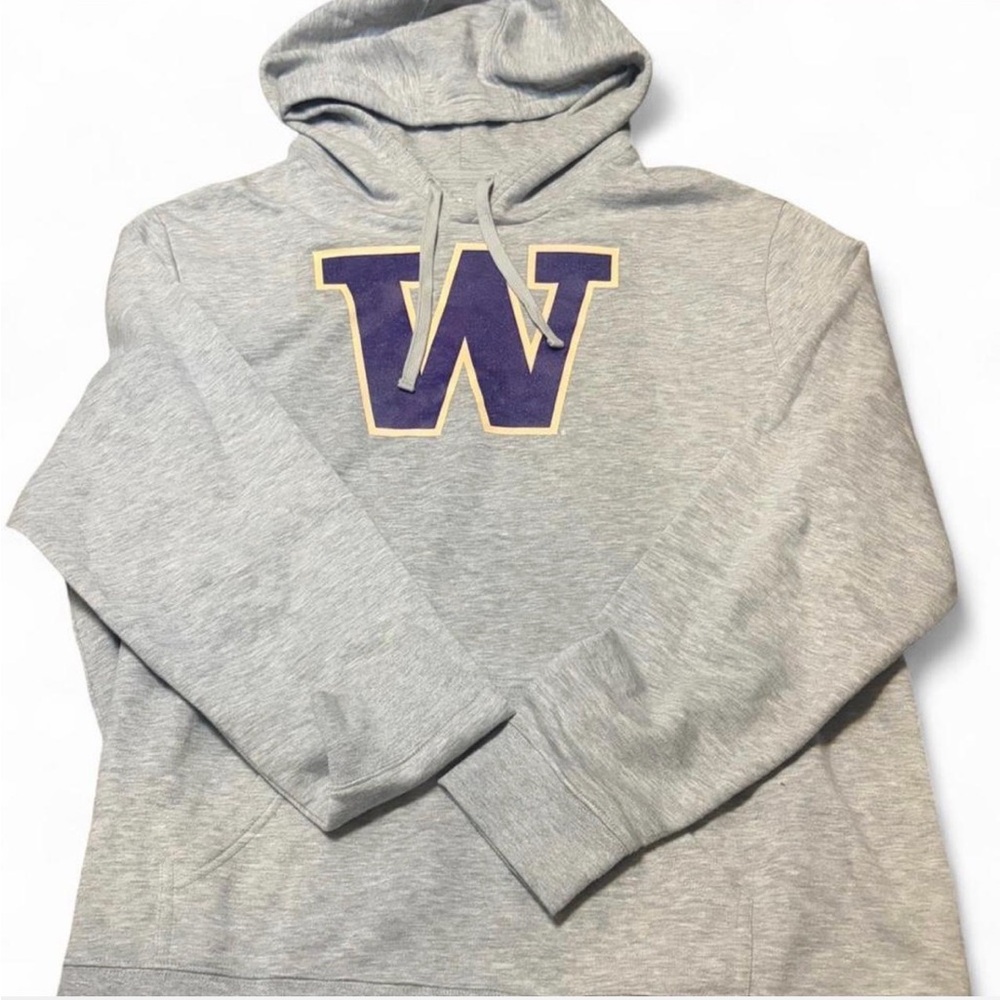 Fanatics Gray Crewneck Sweatshirt with Purple and Gold Washington Huskies Logo